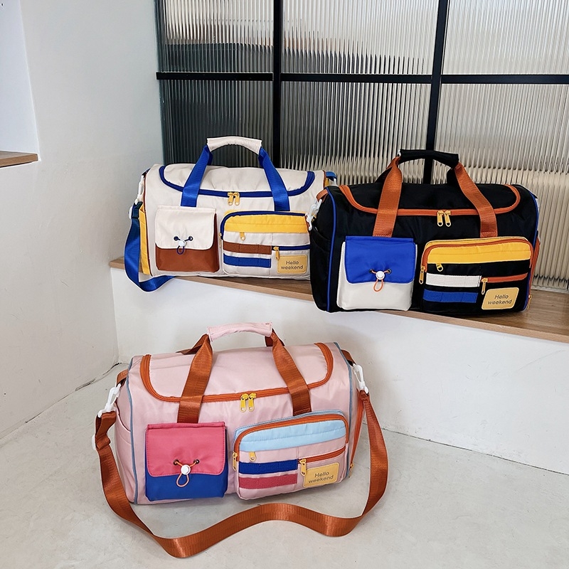 Crossbody sportska torba kapaciteta 20–35L, Oxford platnu, suho-mokri odjeljak, uzorak slova, gradski minimalistički stil