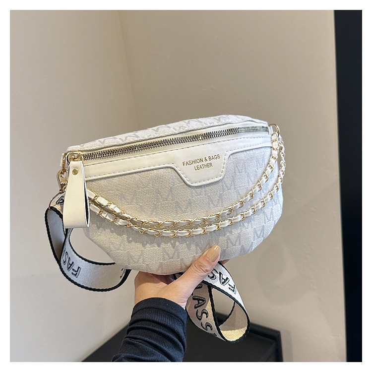 Τσάντα crossbody από PU δέρμα, σε στυλ Saddle Bag, μορφή dumpling, με φερμουάρ και επένδυση πολυεστέρα