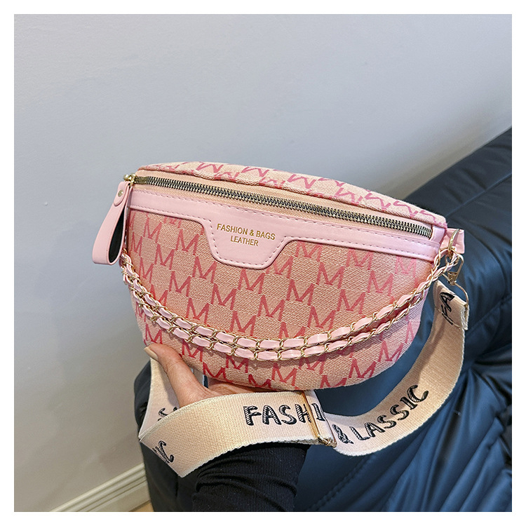 Τσάντα crossbody από PU δέρμα, σε στυλ Saddle Bag, μορφή dumpling, με φερμουάρ και επένδυση πολυεστέρα