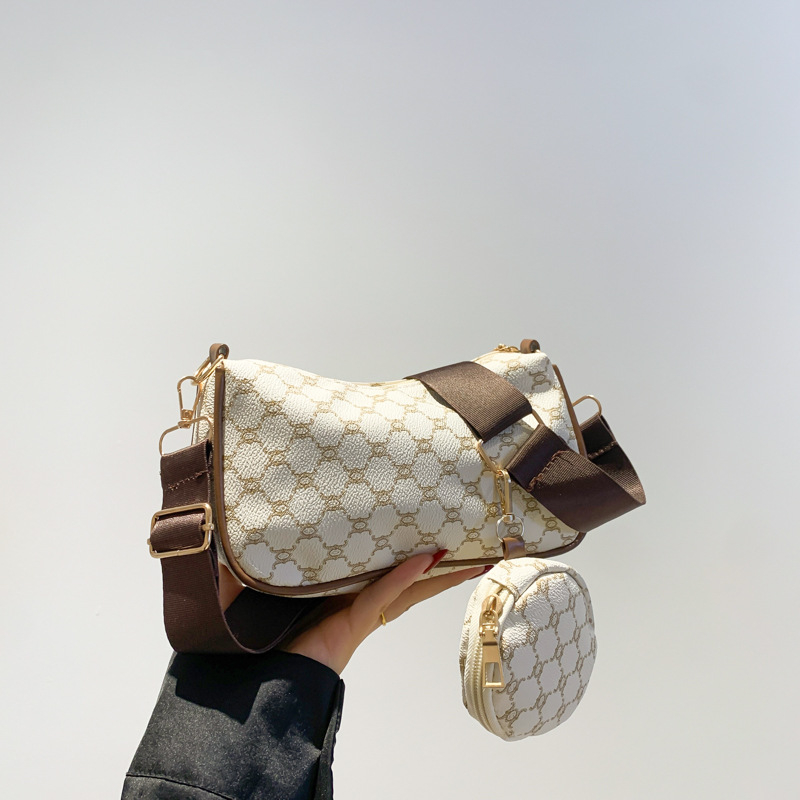 PU válltáska lánccal, városi egyszerű stílus, 3D szerkezetű, cipzáros, Tavasz 2025