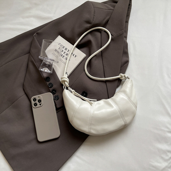 Városi PU félhold táska keresztpánttal, cipzárral, poliészter bélés, vízszintes négyzet alakú, nyár 2024