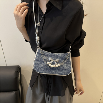 PU rankinė miesto stiliui, horizontali kvadrato forma, užtrauktuko atidarymas ir vidinė telefono kišenė