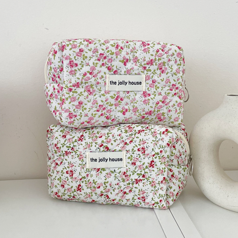 Utazási kozmetikai neszesszer, pamutból, poliészter béléssel, masnis mintázat, friss és édes stílus