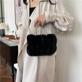 Ženska pliš crossbody mala kvadratna torbica — gradski jednostavni stil, vodoravni kvadratni oblik, magnetska kopča, pretinac sa zipom