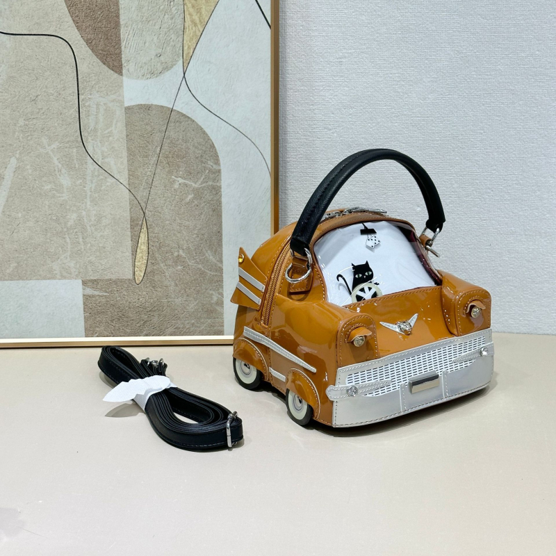 PU anyagú autó alakú kézitáska, utcai divat stílus, mini autó dizájn, cipzáras záródás, poliészter bélés