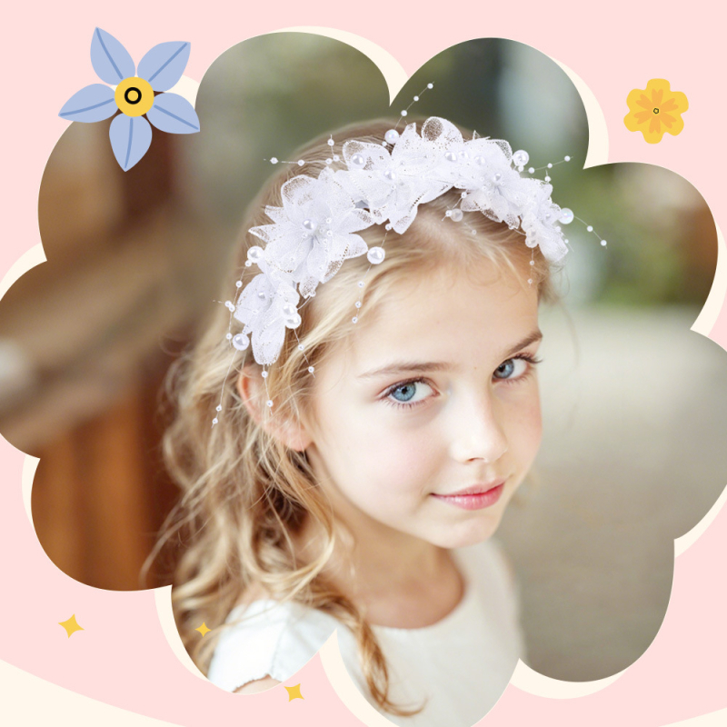 Dječji dodatak za kosu: cvjetni vijenci na traci, ručno izrađeno od tkanine.