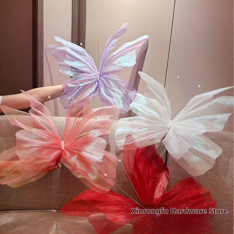 Rankų darbo lauko fotografijos rekvizitas iš šilko gėlių ir tinklo gėlių, vestuvių dekoracija su drugeliais