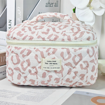Kozmetikai táska leopard mintás quiltelt dizájnnal, szigetelt, ultrakönnyű, nagy kapacitású, hordozható