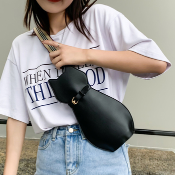 Crossbody rankinė iš PU medžiagos, ovalios formos, užtrauktukas, vidinė telefono kišenė