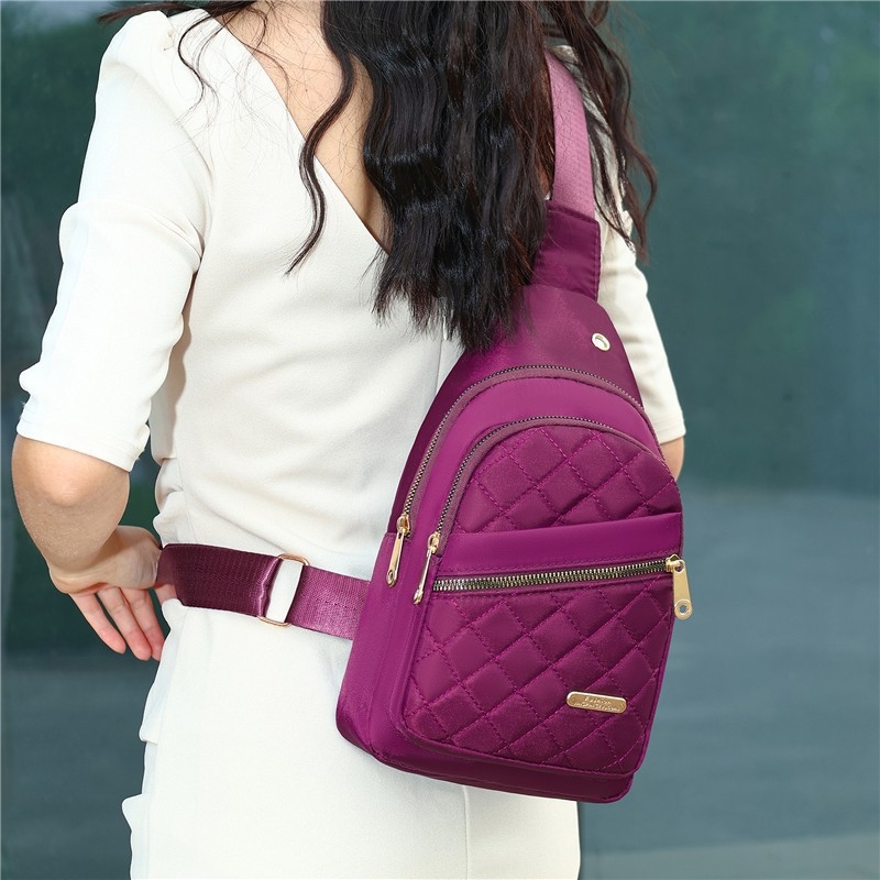 Ženska crossbody torba s rombo prešivanjem, vodootporna, gradski minimalistički stil, zatvarač, podstava od poliestra, pogodna za svakodnevnu upotrebu