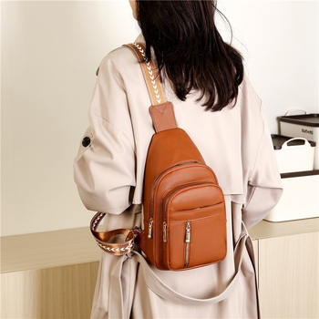 Moteriška PU odos pečių/krūtinės rankinė su užtrauktuku, vidinis patch kišė, telefono ir asmens dokumento kišės, poliesterio pamušalas, miesto paprastumo stilius, Ruduo 2025
