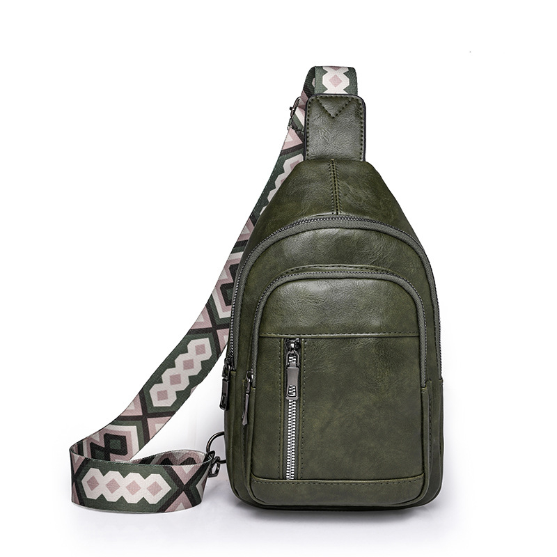 PU anyagú keresztpántos táska, háromdimenziós külső, cipzáras zárás, poliészter bélés, belső mobiltelefon-zseb (Anyag: PU; Külső: háromdimenziós táska; Zárás: cipzár; Belső bélés: poliészter; Belső rekesz: mobiltelefon zseb)