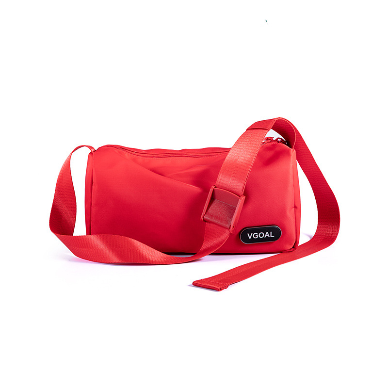 Geantă crossbody, stil unisex, poliester, formă orizontală pătrată, închidere tip capac, geantă cu capac, buzunare interne: buzunar cu fermoar și buzunar pentru telefon