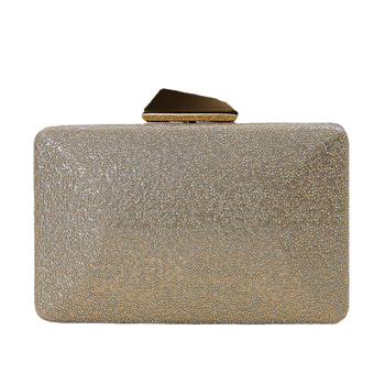 Νυχτερινή τσάντα με διαμαντένιες λεπτομέρειες, μονόχρωμο πολυεστερικό κλατς, οριζόντιος τετράγωνος σχήμα