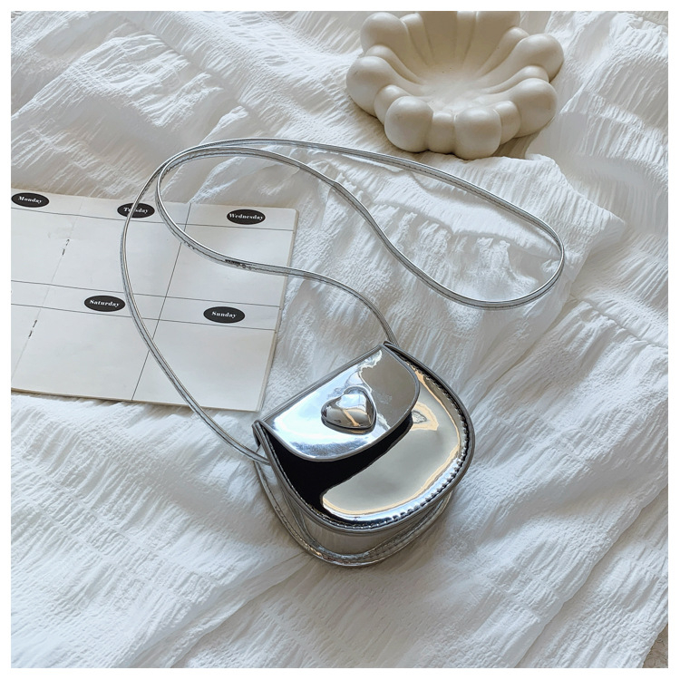 Детска чанта мини седло от PU кожа, за момичета, ежедневна употреба, издръжлива и лека, подплата от синтетична кожа, стил свеж и сладък