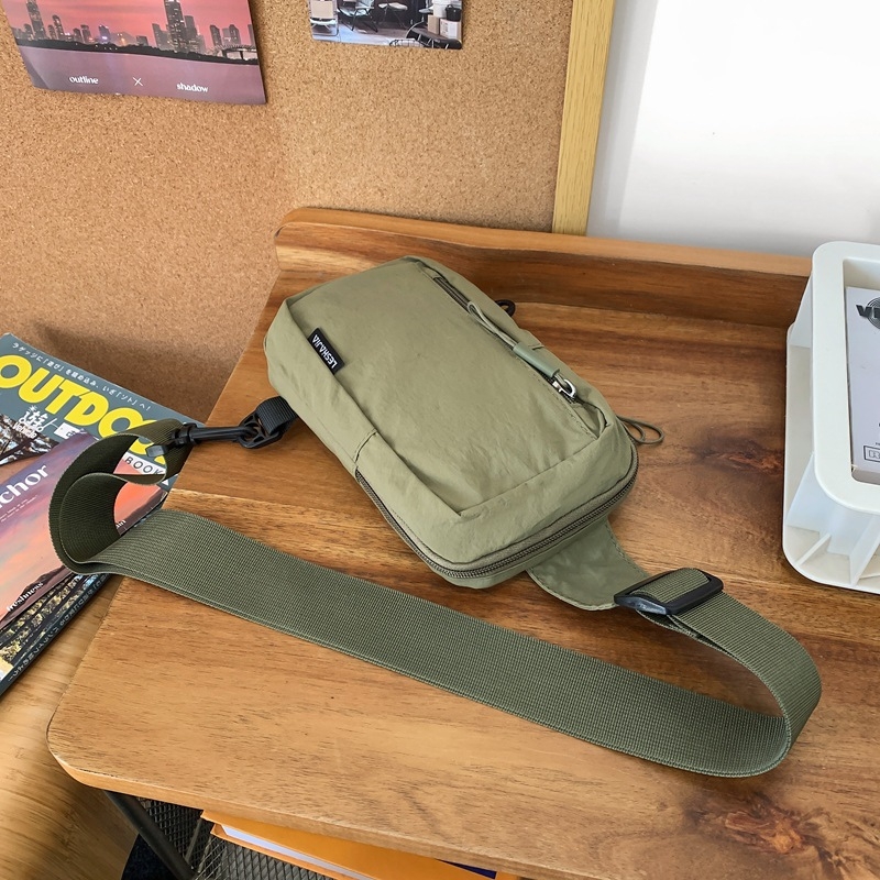 Muška torba za prsa za outdoor putovanja, unisex stil, najlon materijal, prozračna podstava (Materijal: Najlon; Podstava: Poliester; Stil: Unisex; Kategorija: Torba za prsa)