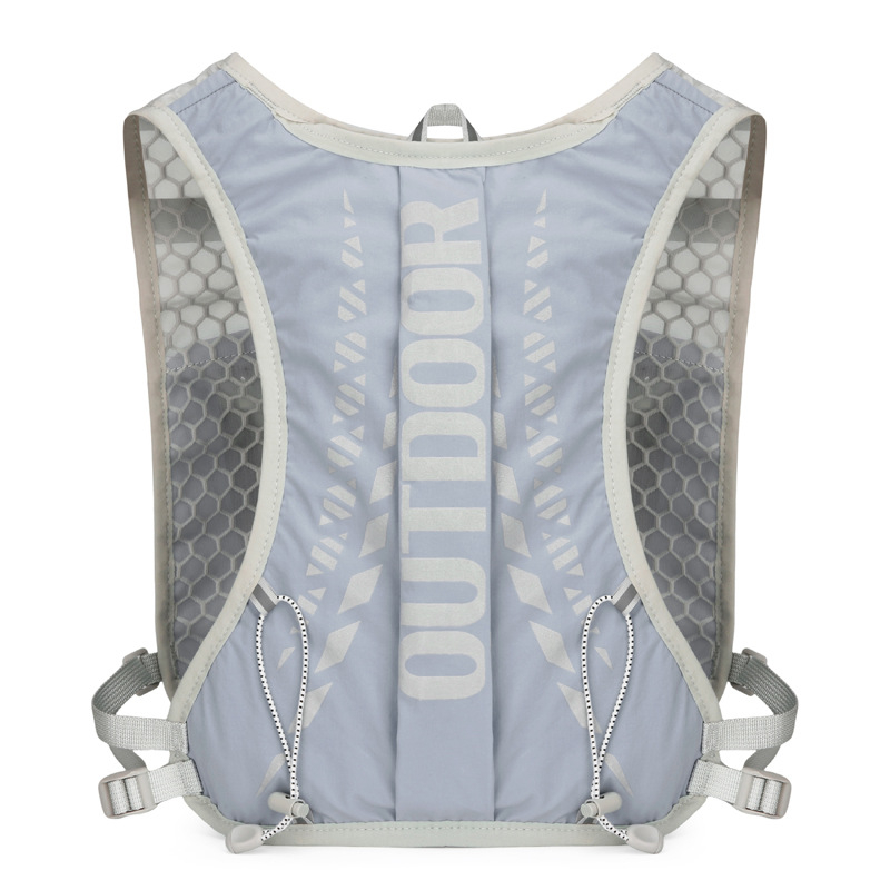 Sportinė kuprinė lauko veiklums, nailono išorė, išlenkti pečių diržai, poliesterio įdaila, tinkama alpinizmui ir žygiams