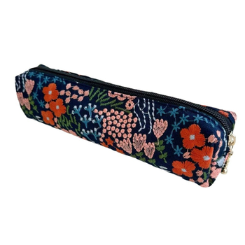 Χειροποίητη τσάντα για μολύβια και καλλυντικά με φλοράλ σχέδιο, από βαμβακι‑λινό ύφασμα