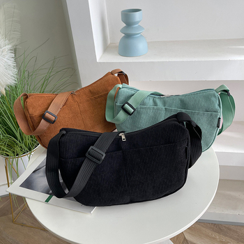 Corduroy torba preko ramena, dumpling oblik, street trend stil, zatvarač, unutarnja pretinica sa zipom i pretinica za mobitel