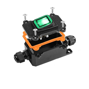 Лодковидна водоустойчива кутия за превключвател за външна употреба, 30 A, съпротивление на контакта ≤50 mΩ, съпротивление на изолацията ≥100 MΩ, 50 000 цикъла, CE, до 440 V