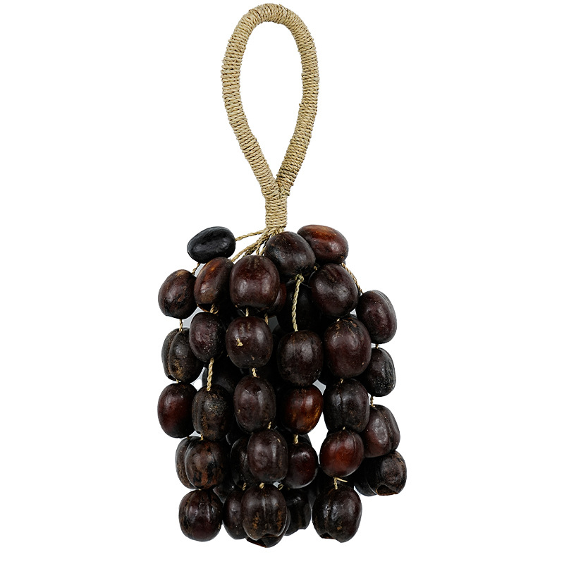 Fenyőfa medál kézi haranggal és szélcsengővel, modern minimalista stílus