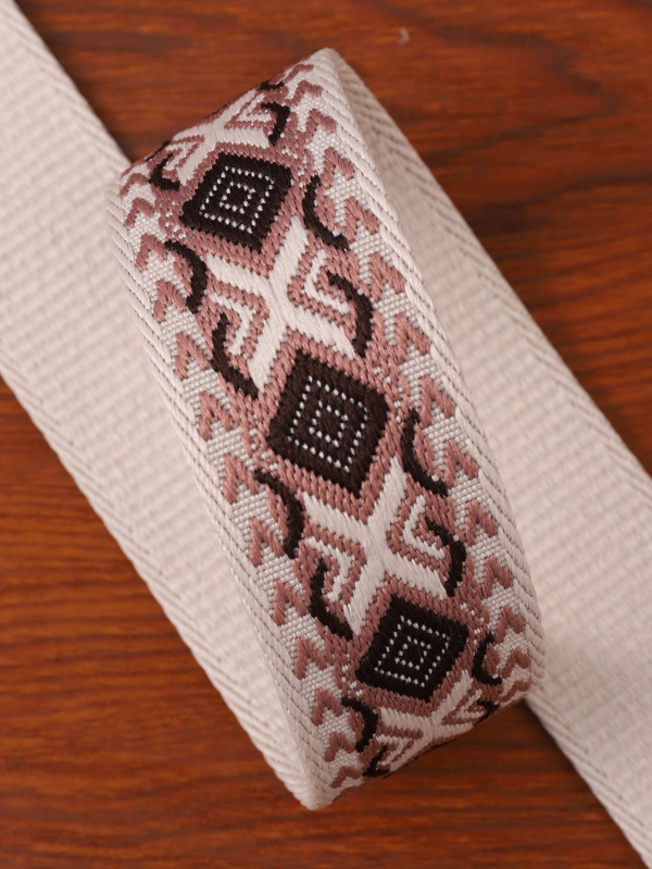 Maišo/Pečių dirželis – Poliesteris, Išplėčiamas dizainas, Miesto paprastumas, Gėlių raštas, Išleidimas: Žiema 2024