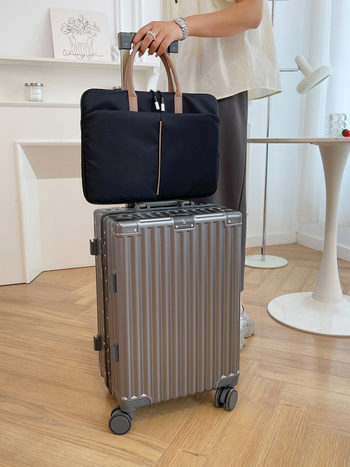 Чанта за лаптоп с контрастно лого, голям капацитет, многофункционална, водоустойчива, ултралека, Oxford плат, подплата от памук