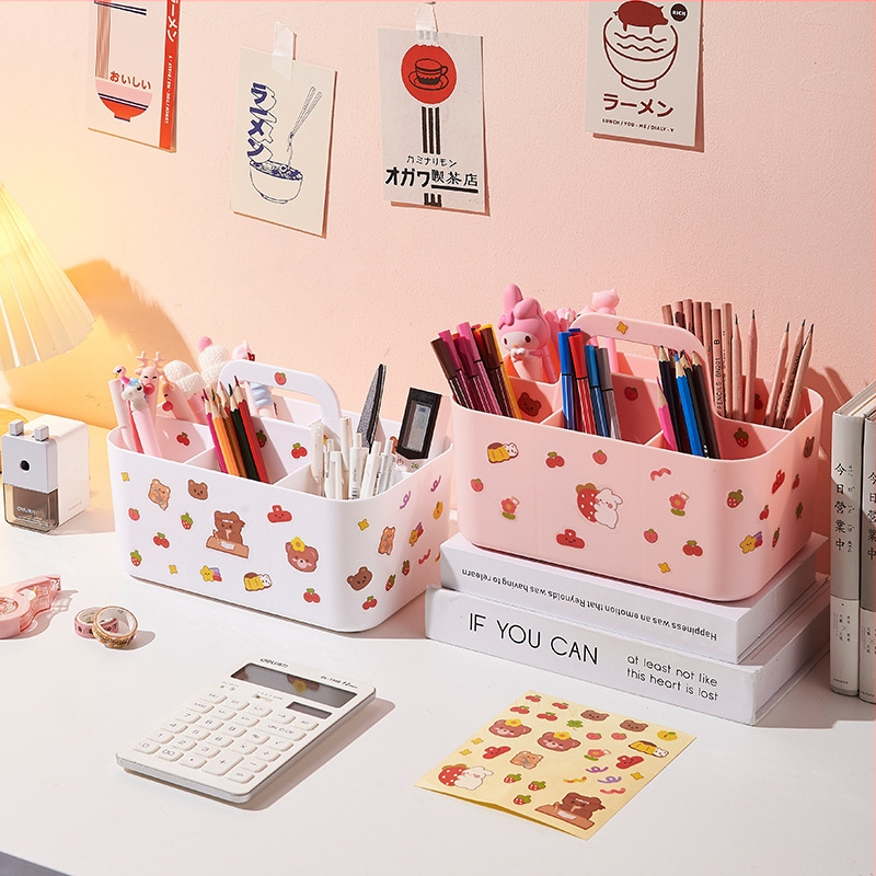 Box na uloženie pier a markerov, 5 priehradiek, plast, štvorcový tvar, tlač loga k dispozícii