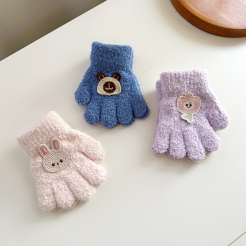 Vaikų veliūrinės pirštinės rudens–žiemos sezonui, unisex, megztos, animacinis meškiuko raštas, amžius 1–3 metai