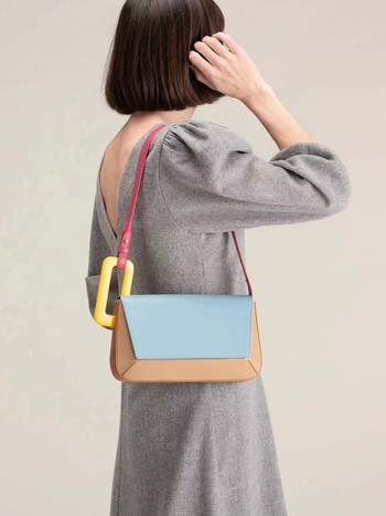 PU oldaltáska fedéllel, vízszintes négyzet alakú, mágneszáras, belső telefontok, mindennapi használatra