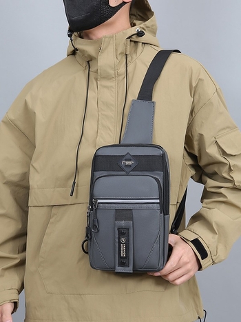 Мъжка кръстосана чанта за гърди от PVC, дишаща и с отражателна функция, шарка с букви, подплата полиестер, подходяща за бизнес пътувания