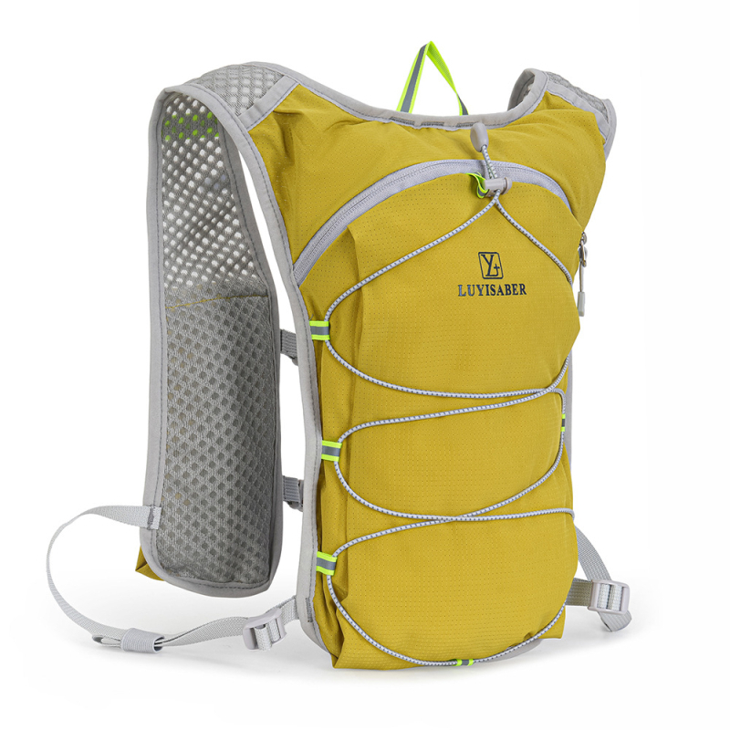 Lengva lauko sporto kuprinė kalnų žygiams, pėsčiųjų ir dviračių – kvėpuojantis nailonas, poliesterio pamušalas, išlenktos pečių juostos; kvėpuojanti ir atspari dėvėjimui