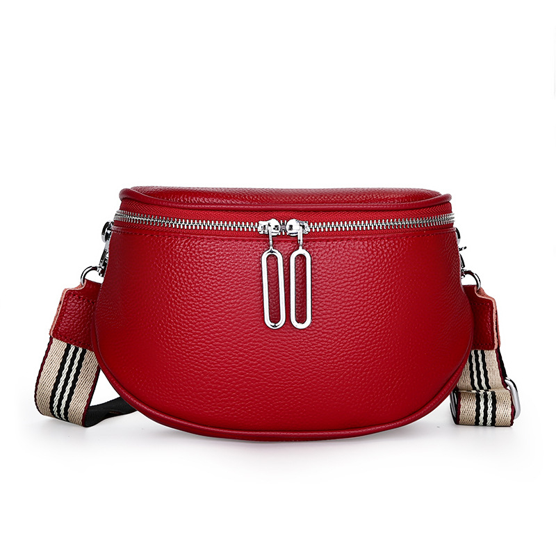 Ženska kožna torba tip sedlo — koža najviše kvalitete, zatvaranje na zip, unutarnji pretinac sa skrivenim zipom i džepom za mobitel, trodimenzionalni vanjski dizajn, podstava od poliestera