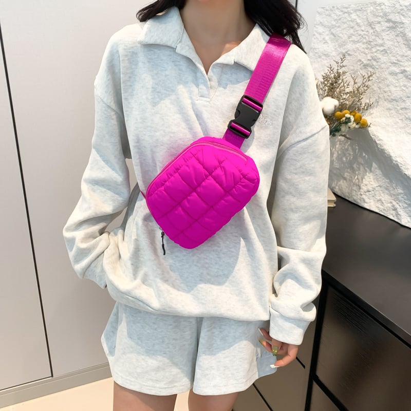 Nailona crossbody soma, universāla, kompakta horizontāla kvadrāta forma ar rāvējslēdzēju un kabatām telefonam un personas apliecībai