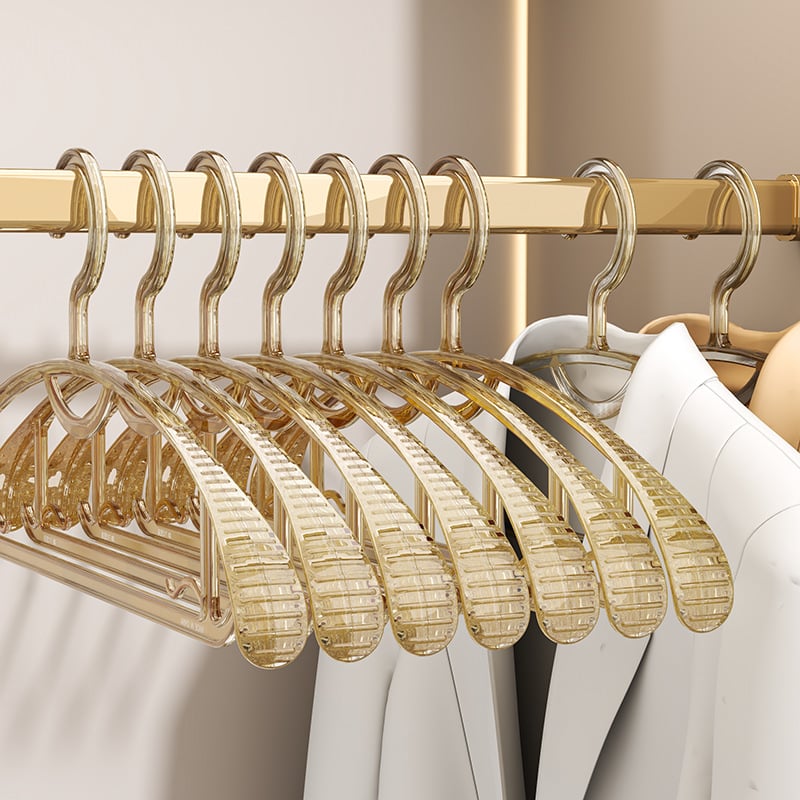 Закачалка за дрехи PET от Mom's joy – дебело тяло с кука, безшевна и противохлъзваща, за дома или общежитие