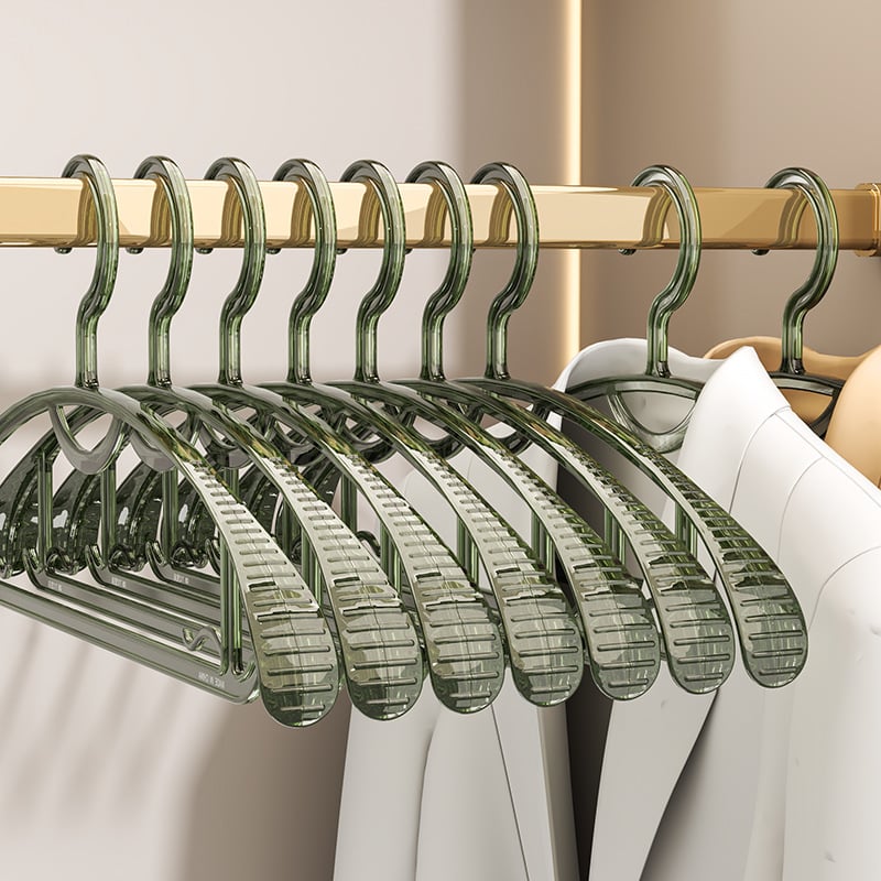 Закачалка за дрехи PET от Mom's joy – дебело тяло с кука, безшевна и противохлъзваща, за дома или общежитие