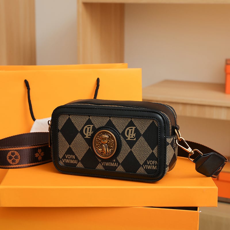 Universāla poliestera soma ar PU pildījumu, horizontāla kvadrātforma, crossbody stils, plata pleca siksna, telefona kabata