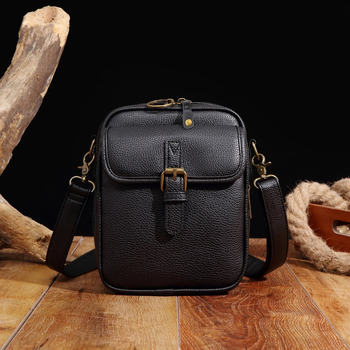 Unisex crossbody torba od PU, vertikalno kvadratnog oblika, zatvarač, unutarnji pretinci za telefon i identifikacijsku karticu s tajnim pretincem