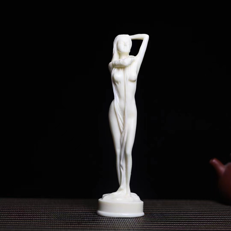 Pandantiv de artă — sculptură din fruct de fildeș în stil modern minimalist pentru decorul casei (Material: fruct de fildeș; Brand: Woody Home; Stil: Simplitate modernă; Categoria: Pandantiv de artă)