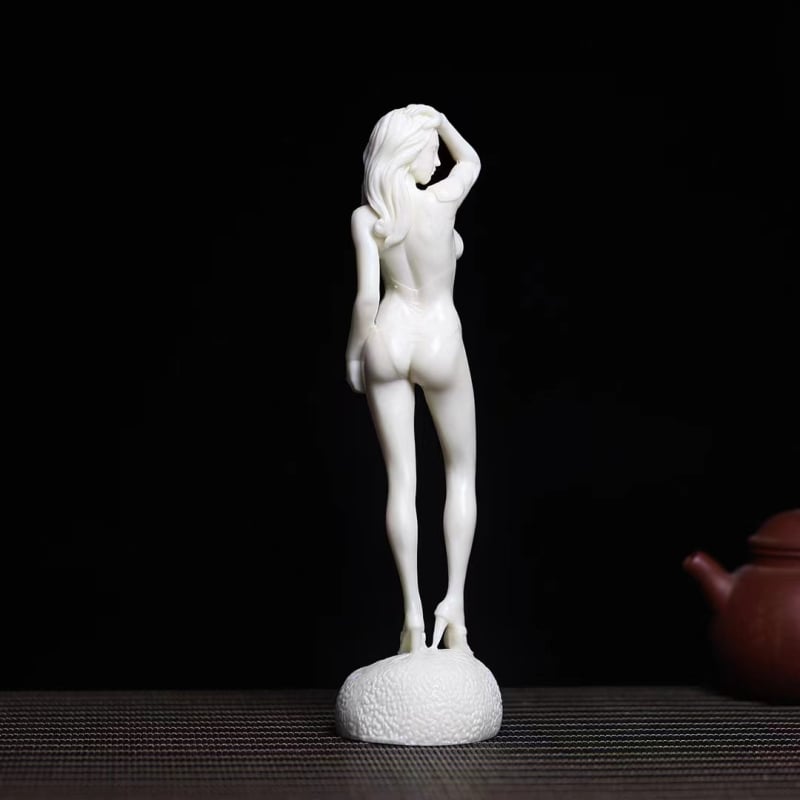 Pandantiv de artă — sculptură din fruct de fildeș în stil modern minimalist pentru decorul casei (Material: fruct de fildeș; Brand: Woody Home; Stil: Simplitate modernă; Categoria: Pandantiv de artă)