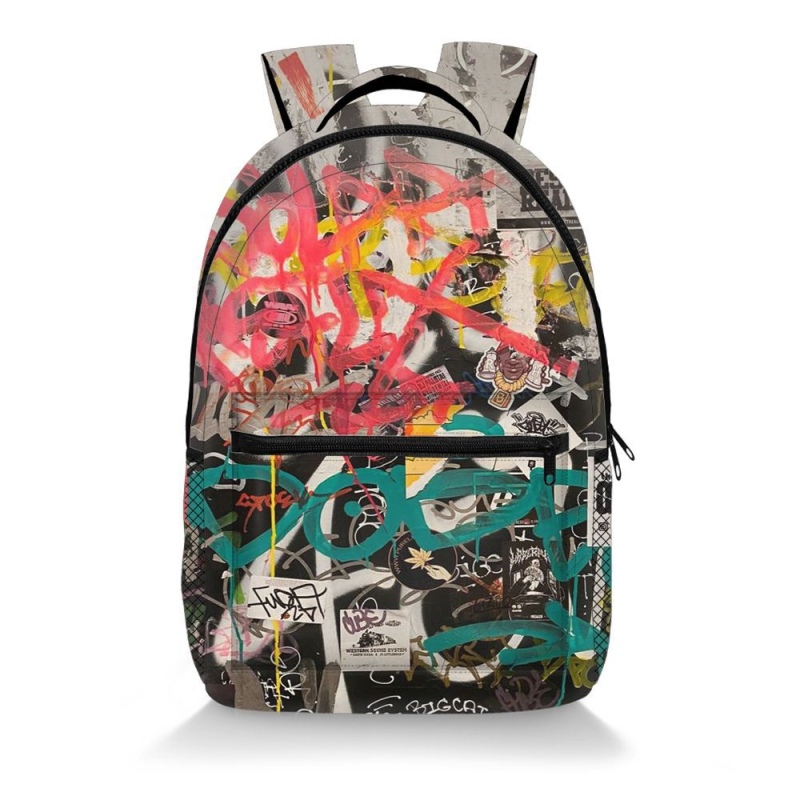 Graffiti mintás hátizsák poliészterből, légpárnás vállpántokkal, terheléscsökkentés és gerincvédelmet, középiskolás diákok számára