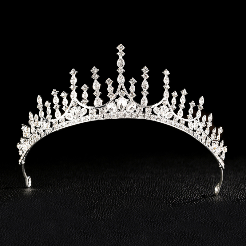 Princesės karūna vakarėliams ir vestuvėms — galvos aksesuaras, lydinys, elektroplatinavimas, kristalai, vaikams