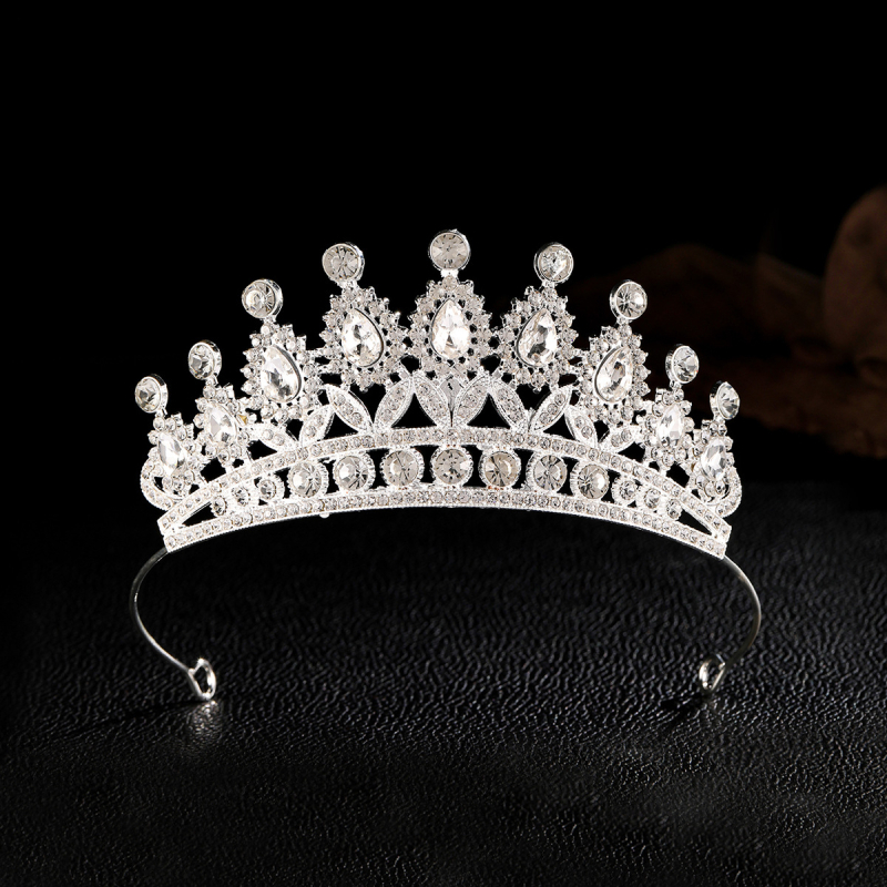 Princesės karūna vakarėliams ir vestuvėms — galvos aksesuaras, lydinys, elektroplatinavimas, kristalai, vaikams