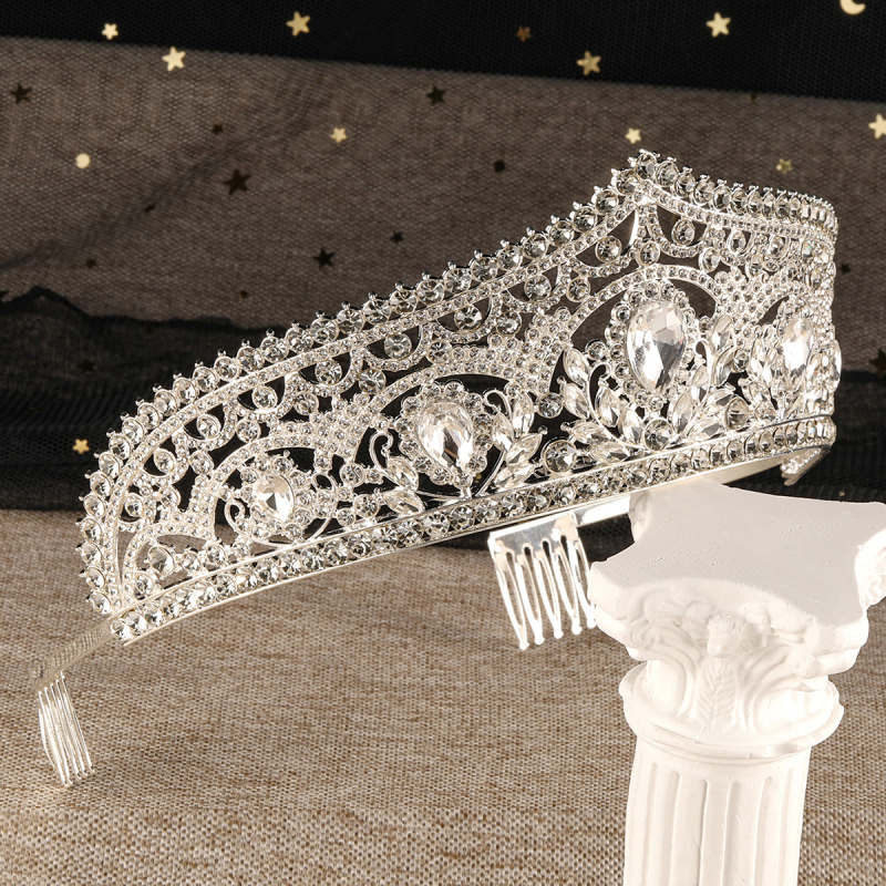 Princesės karūna vakarėliams ir vestuvėms — galvos aksesuaras, lydinys, elektroplatinavimas, kristalai, vaikams