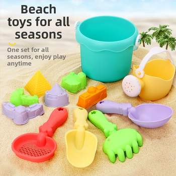 Paplūdimių smėlio žaidimų komplektas su sulankstomu kibiru, kastuvu ir smėlio laikrodžio priedais – iš plastiko, vaikams 4–6 metų