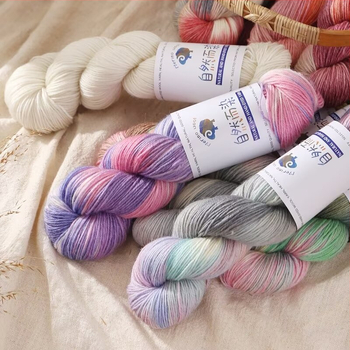 Dopamine rokas krāsots vilnas diegs, 100 g, bez pūšanas, silts, sarullēts diegs, Good Color zīmols