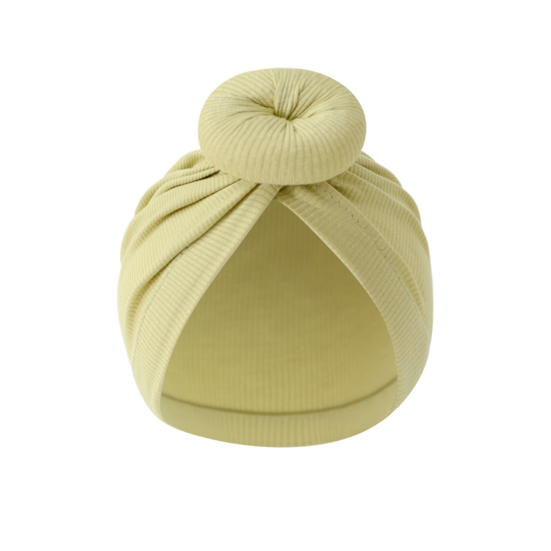 Megzta kūdikio skrybelė, rayon audinys, kupolo formos, platus kraštas, tinka 0–6 mėnesiams