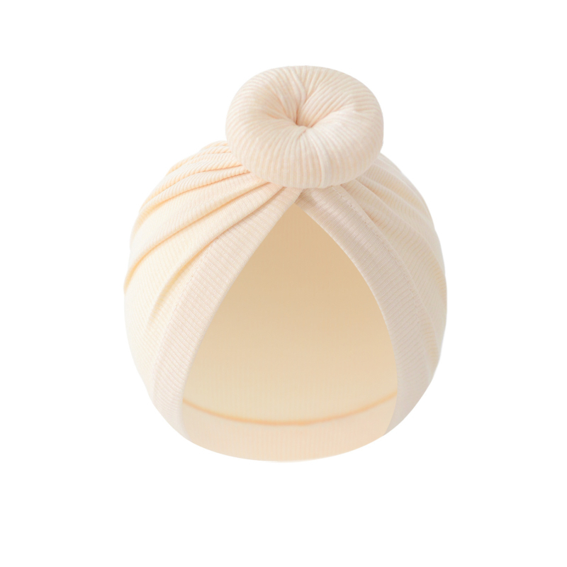 Megzta kūdikio skrybelė, rayon audinys, kupolo formos, platus kraštas, tinka 0–6 mėnesiams