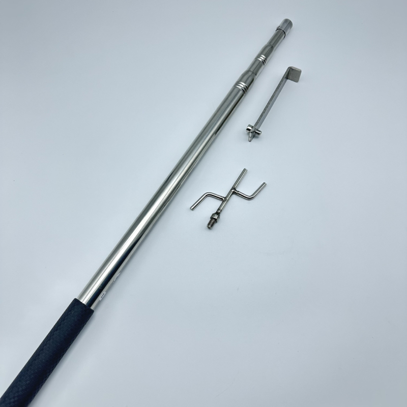 Телескопична метална релса за дрехи с кука – за закачалки, панталони и вратовръзки (Телескопична; Неръждаема стомана; Разширяващ се държач)