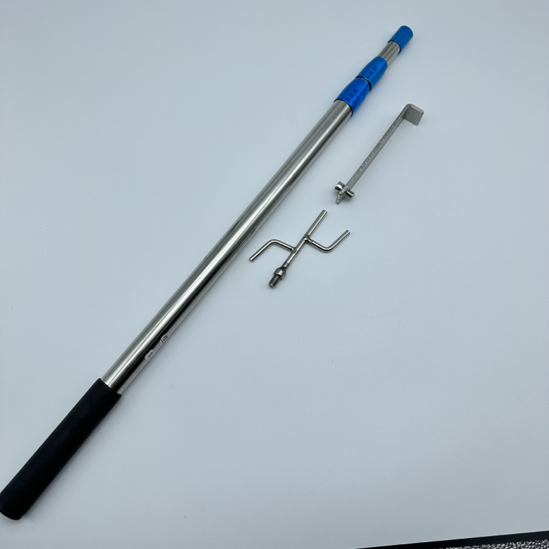 Телескопична метална релса за дрехи с кука – за закачалки, панталони и вратовръзки (Телескопична; Неръждаема стомана; Разширяващ се държач)